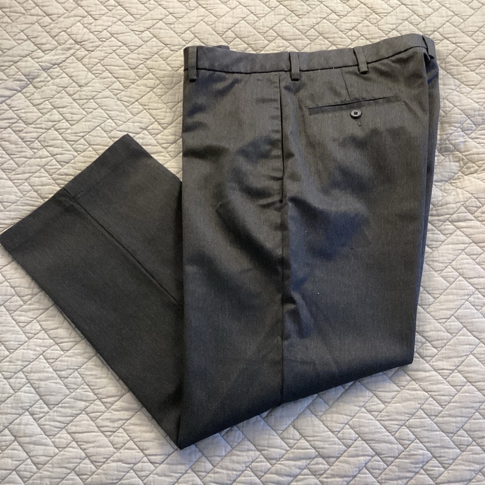 Haggar NWT Men's Dress Pants - Dark Gray Sz 36x29